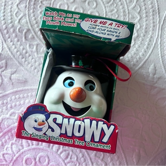 VINTAGE SNOWY the singing‎ Christmas tree ornament - Picture 1 of 5